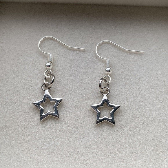 Handmade Silver Star Earrings - Picture 1 of 13